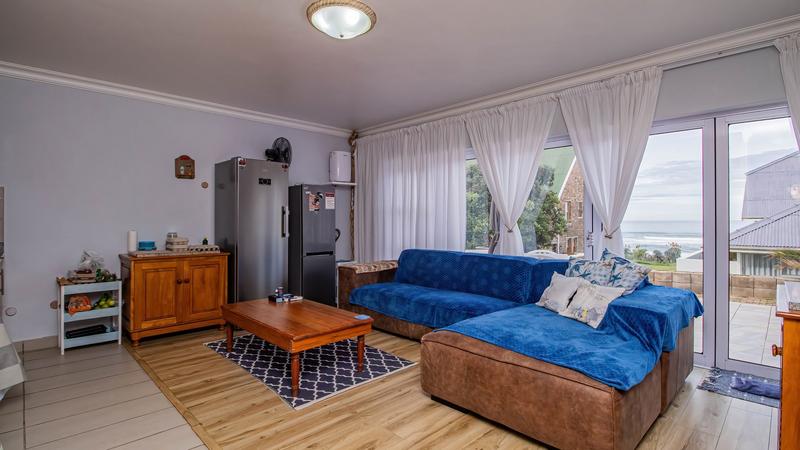 9 Bedroom Property for Sale in Outeniqua Strand Western Cape